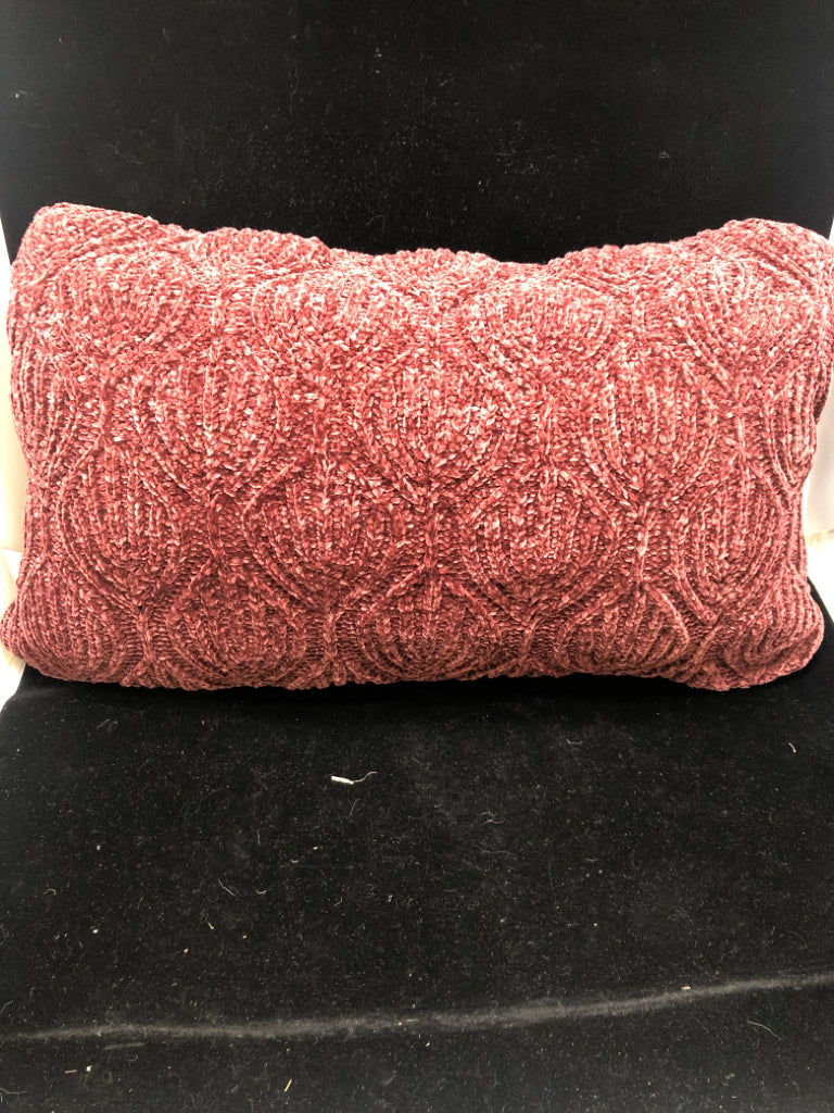 RECTANGLE MAROON CHENILLE ACCENT PILLOW.