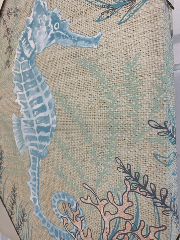 SEAHORSE CANVAS.