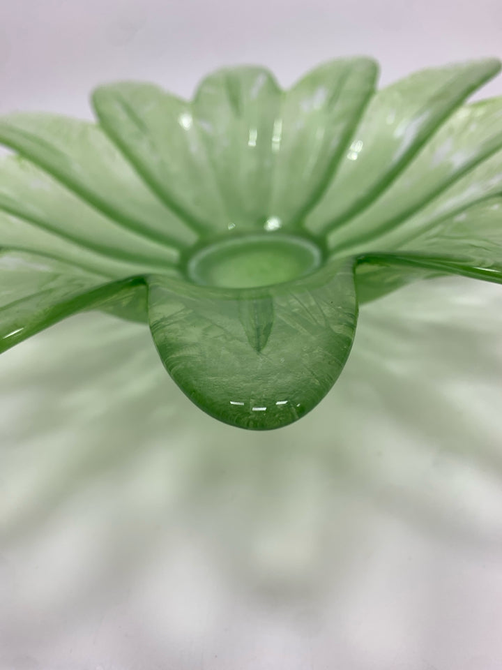 GREEN GLASS LEAF-SHAPED BOWL.