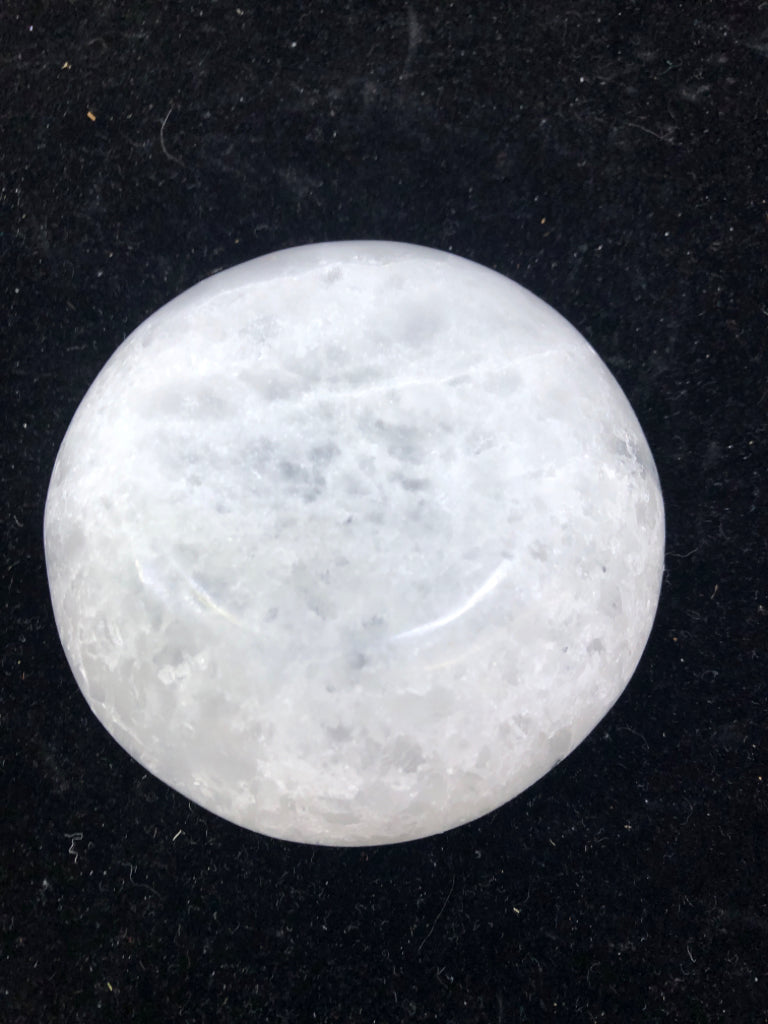 SMALL CRYSTAL CATCH BOWL.
