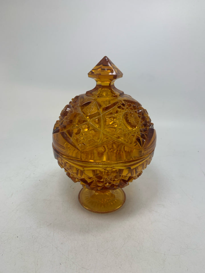 VTG PRESSED GLASS FOOTED COVERED CANDY DISH.