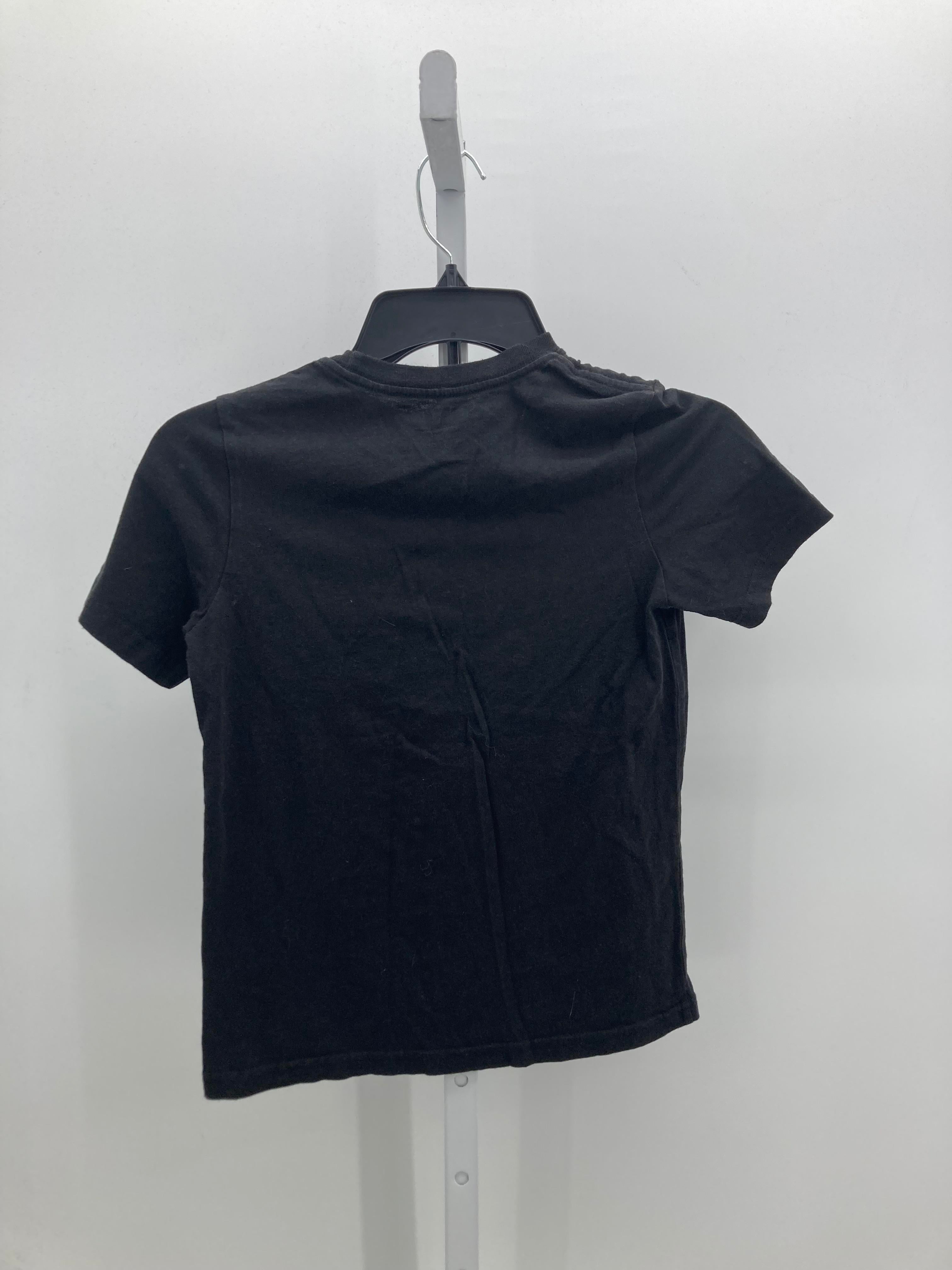GRAPHIC KNIT TEE.