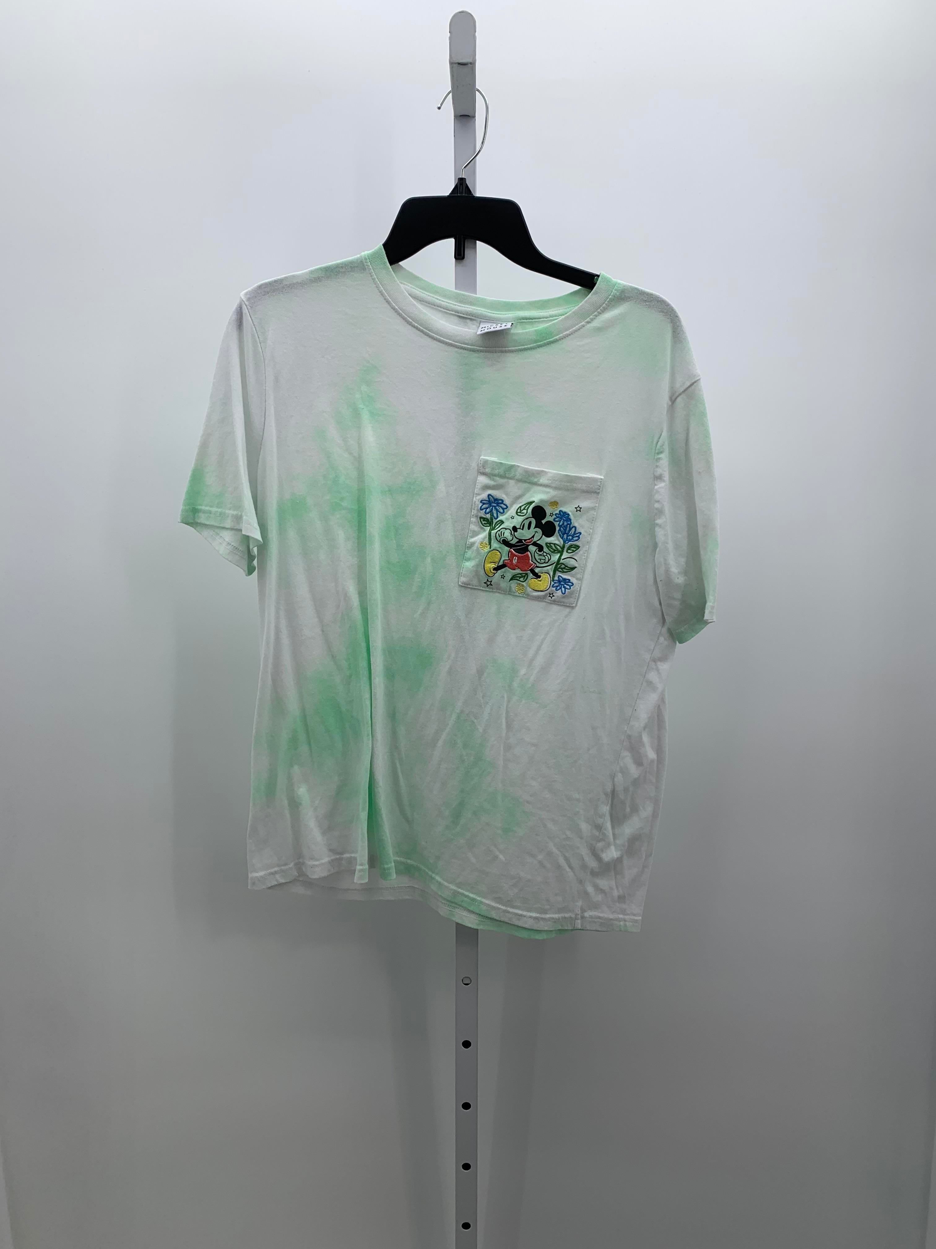 Disney Size Large Juniors Short Sleeve Shirt