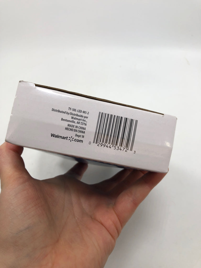 NIB LED COOL WHITE STRING LIGHTS.