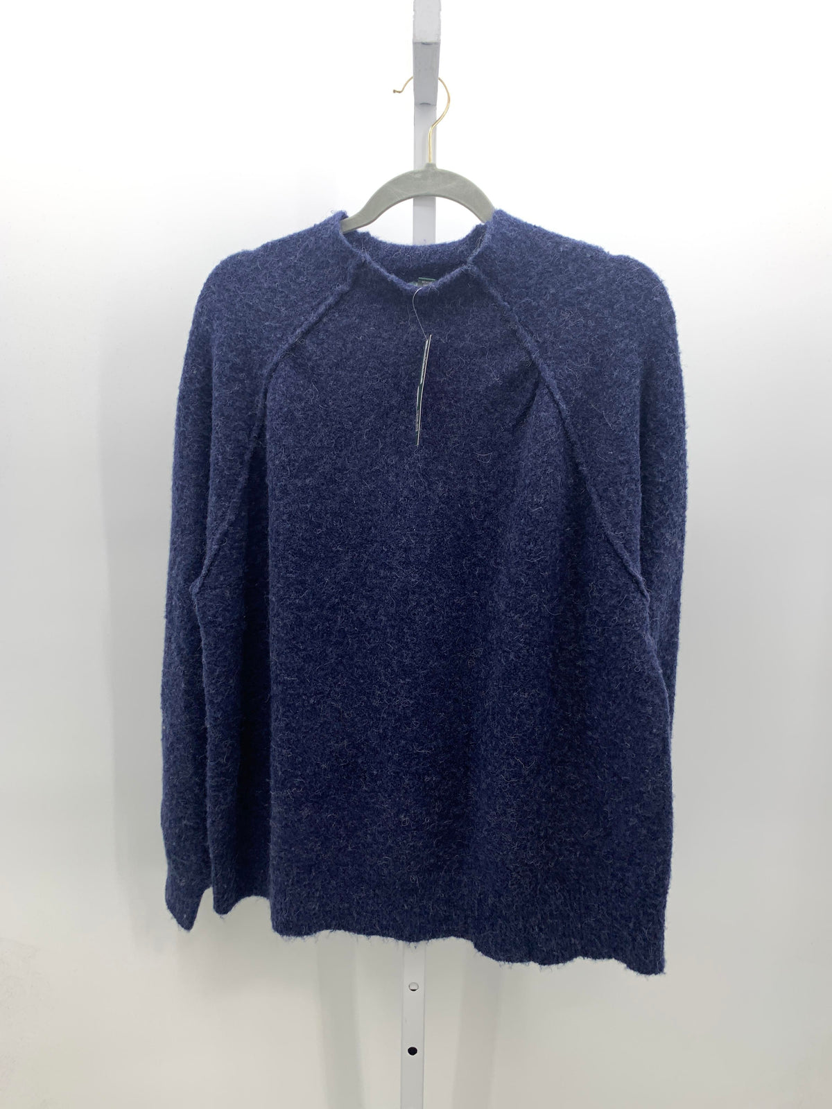 Wild Fable Size Medium Juniors Long Sleeve Sweater