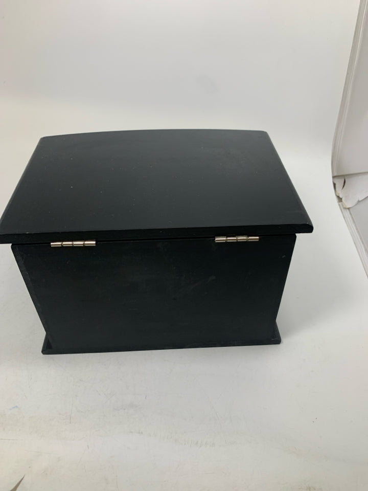 2 DRAWER LIFT TOP JEWELRY BOX.