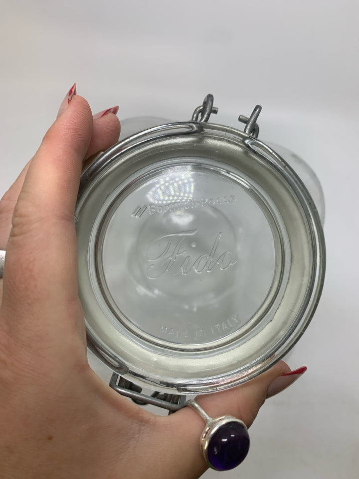 VTG FIDO LARGE 3 LITER GLASS JAR.