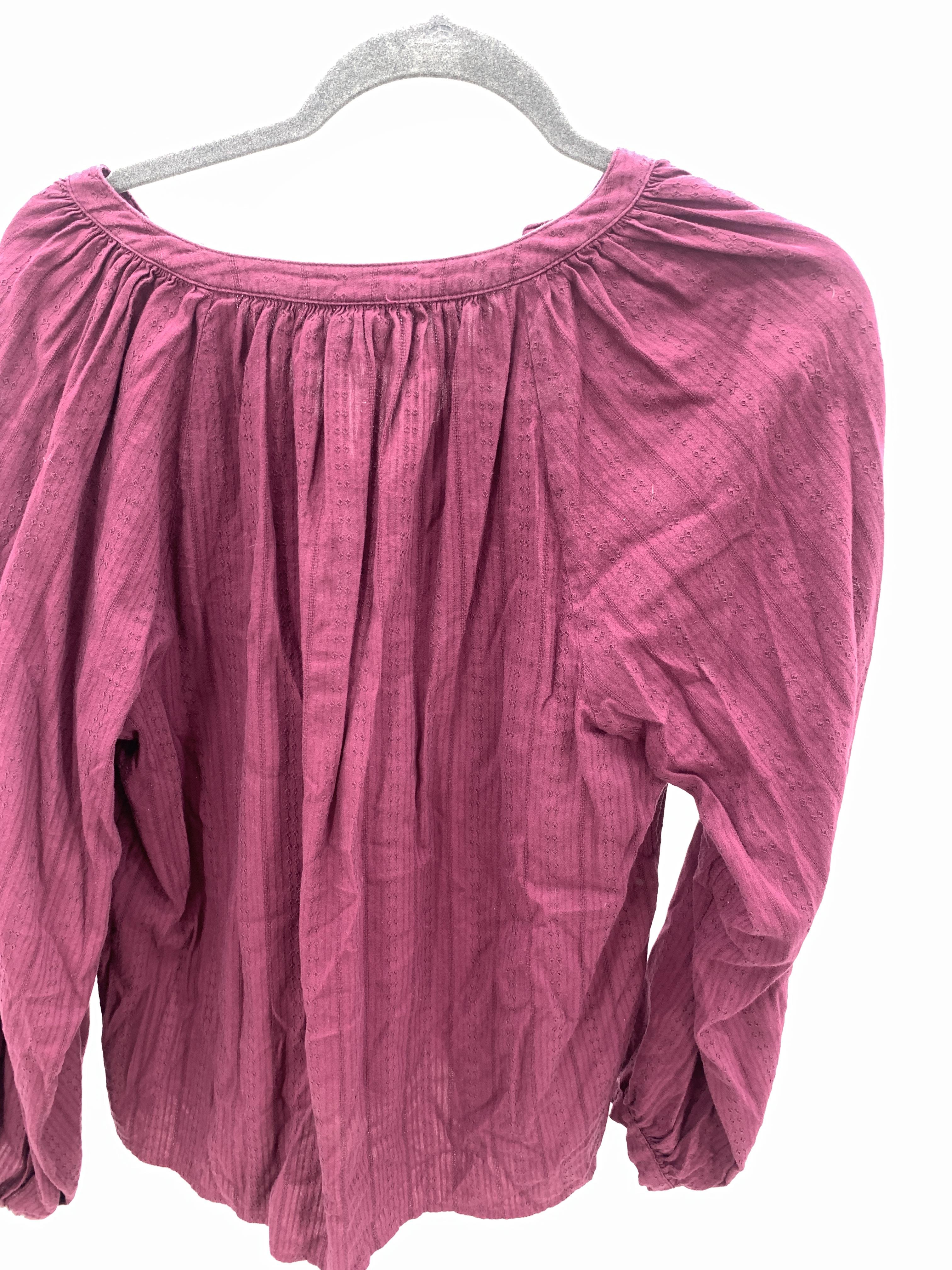 Old Navy Size Medium Misses Long Sleeve Shirt