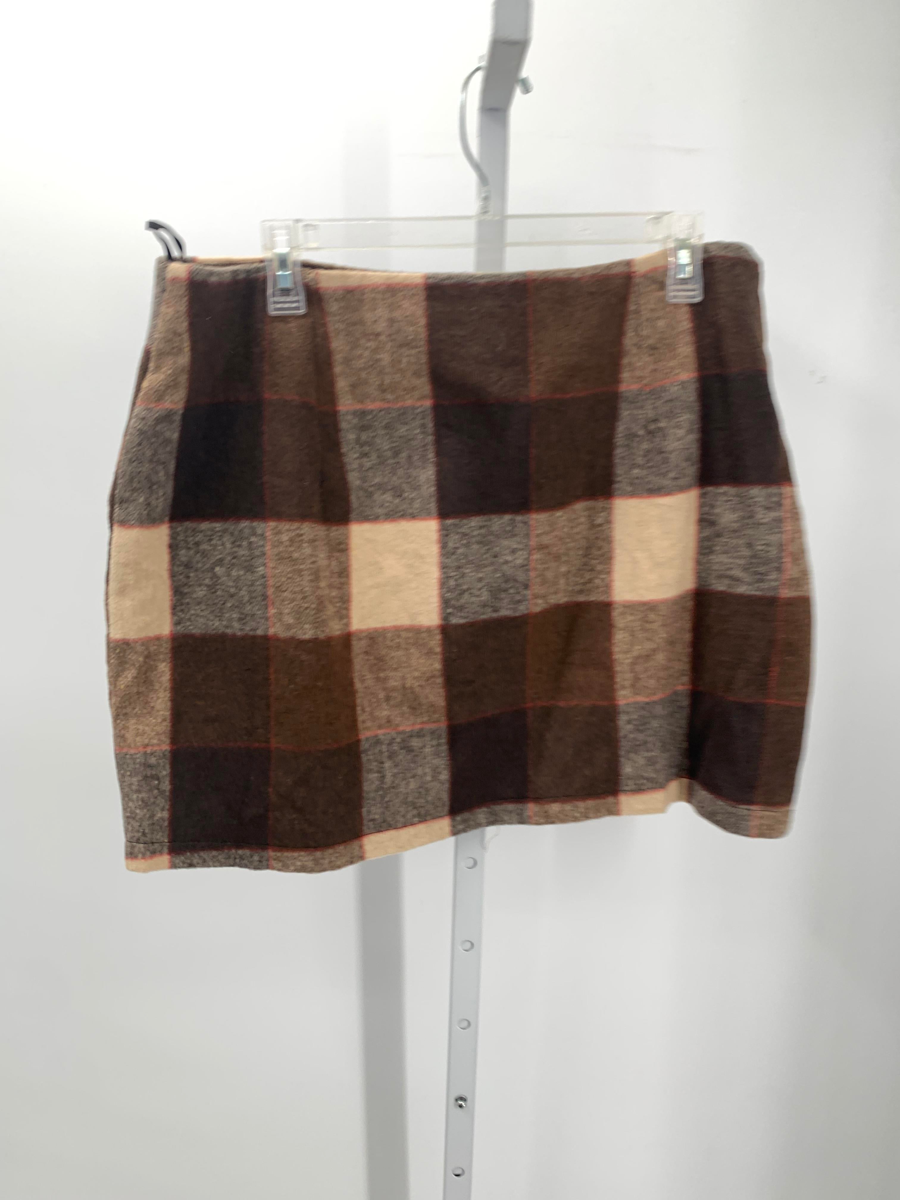 Size Extra Large Misses Skirt