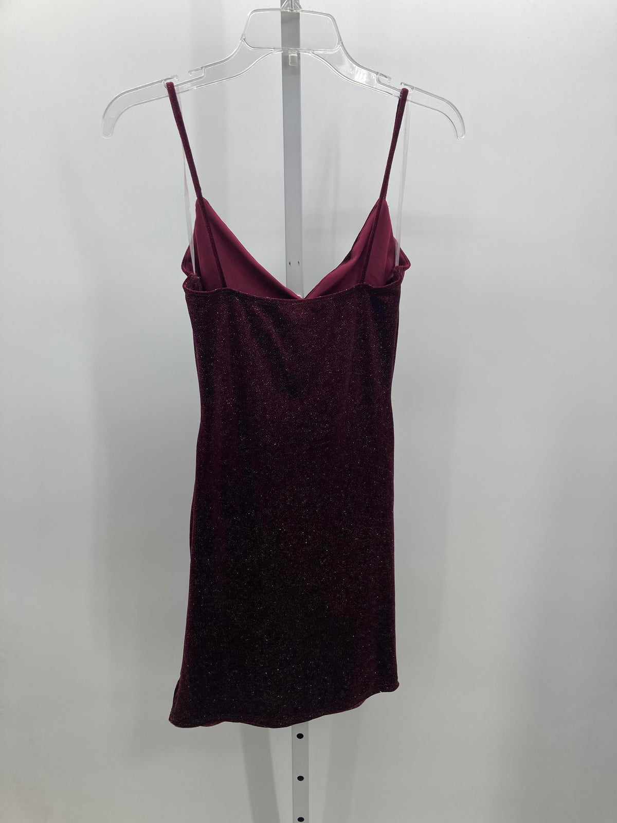 Windsor Size Medium Juniors Sleeveless Dress