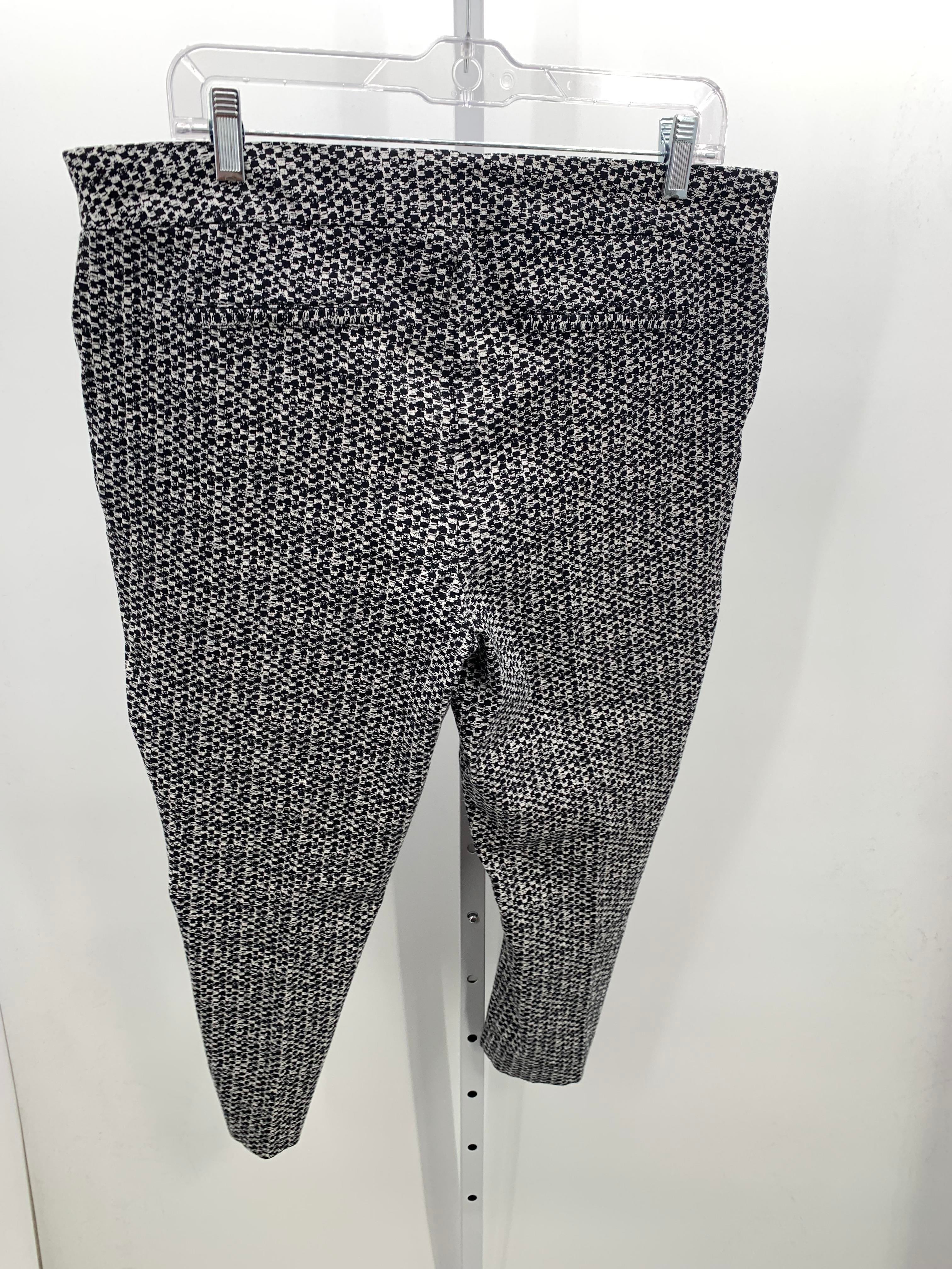 Size Extra Large Misses Capri Pants