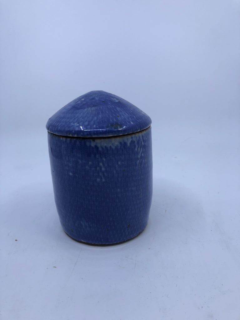 BLUE POTTERY CANISTER ROUNDED LID.