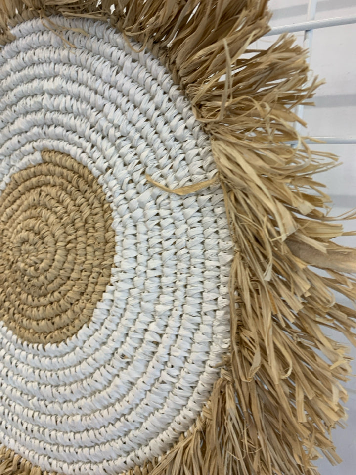 WHITE & BEIGE JUTE WALL-HANGING.
