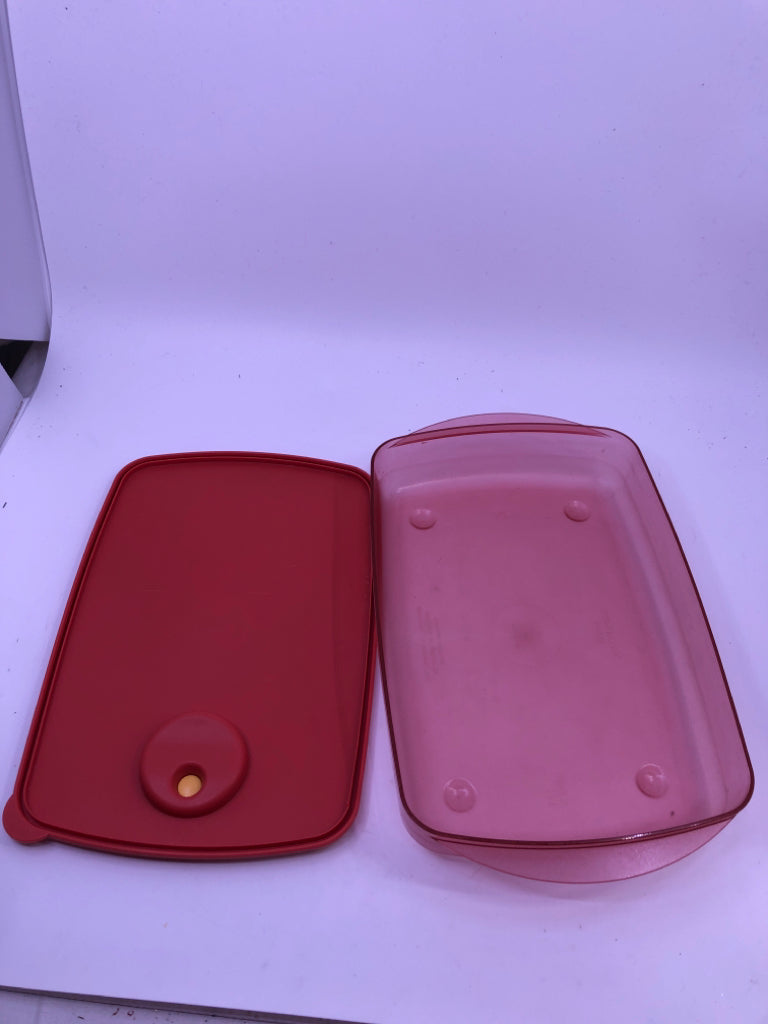 RED RECTANGLE TUPPERWARE CONTAINER.
