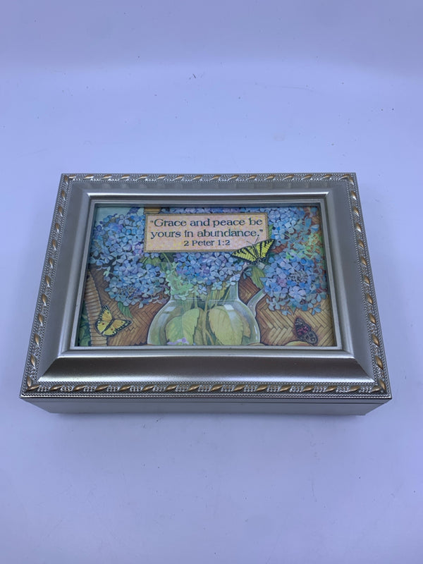 SILVER PICTURE FRAME FELT LINED JEWELRY BOX.