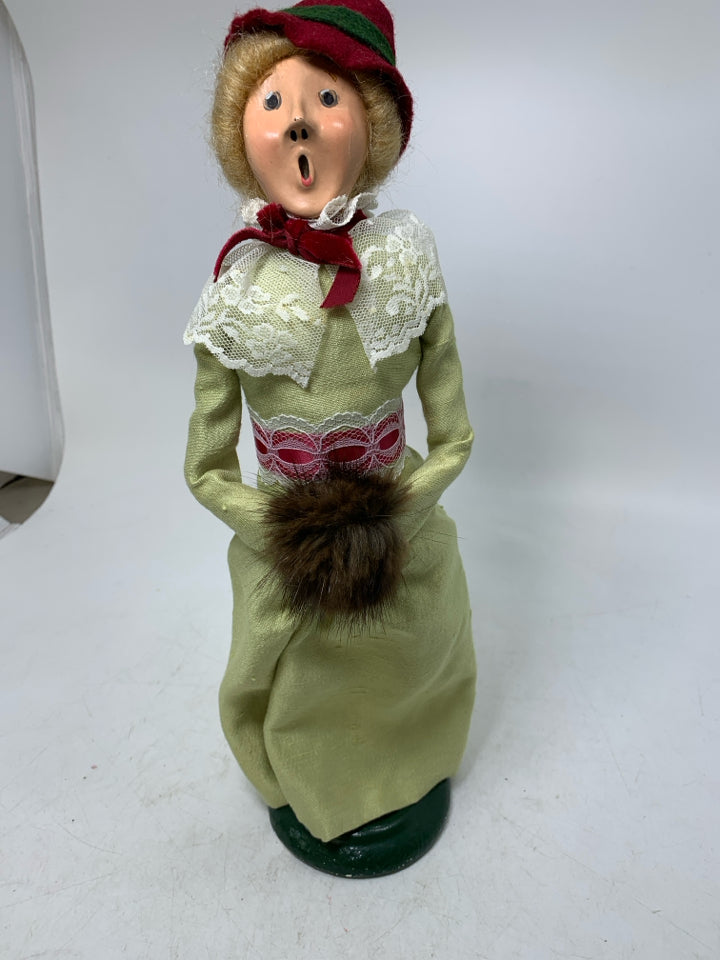 BYER'S CHOICE CAROLER LIGHT GREEN DRESS BLONDE HAIR 1985.
