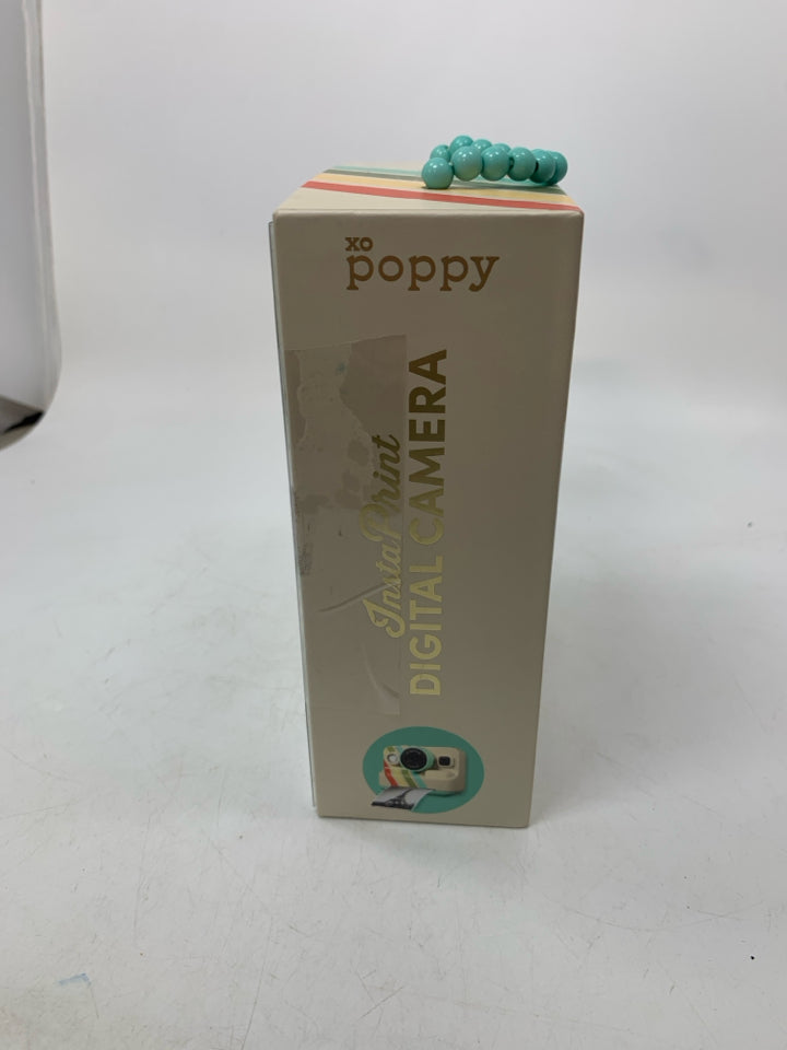NIB POPPY INSTANT PRINT DIGITAL CAMERA.