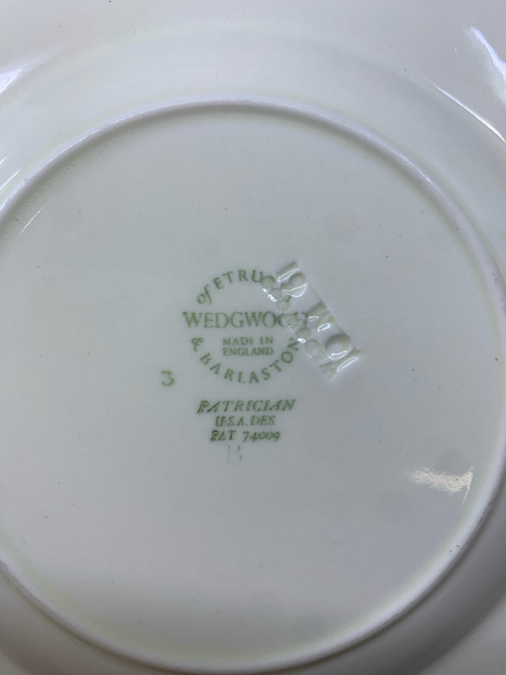 20PC VTG WEDGWOOD FLOWER SCROLL DINNER SVC FOR 4.