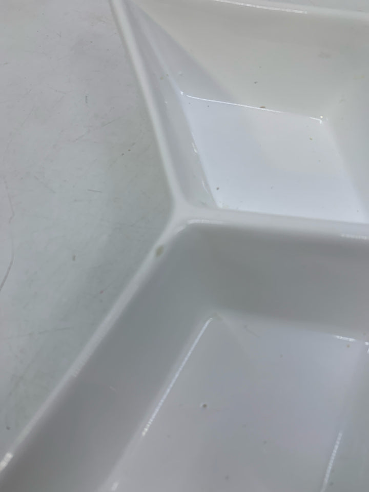 WHITE STAR SHAPED DIVIDED SERVING DISH.