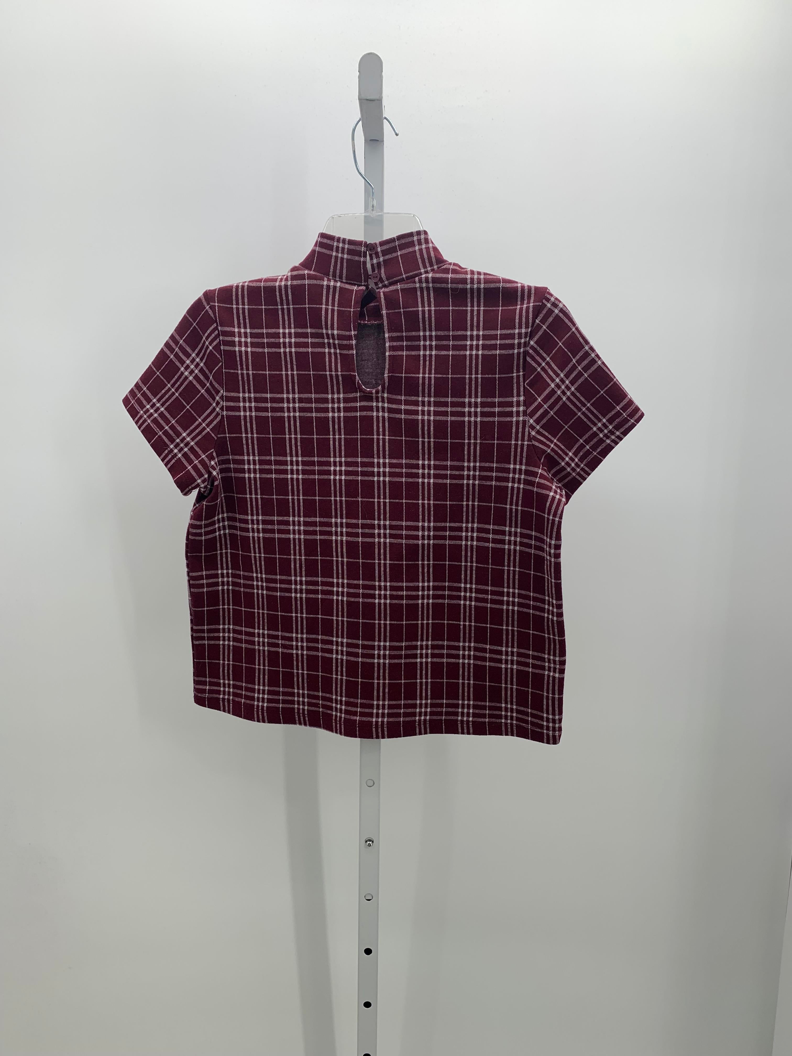 Size Small Misses Short Sleeve Shirt