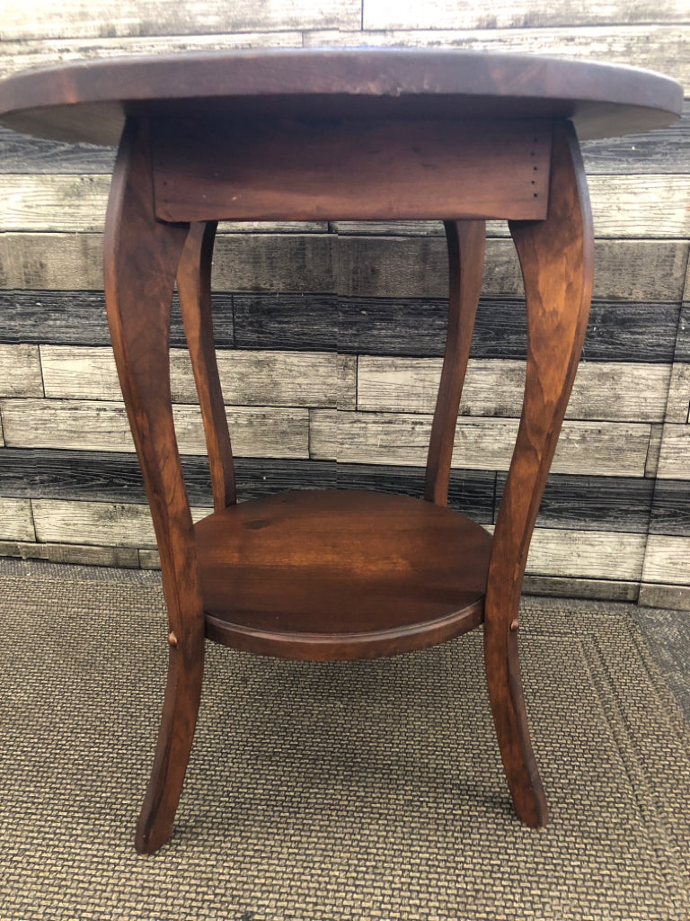 ROUND SIDE TABLE W/SHELF, DARK WOOD FINISH.