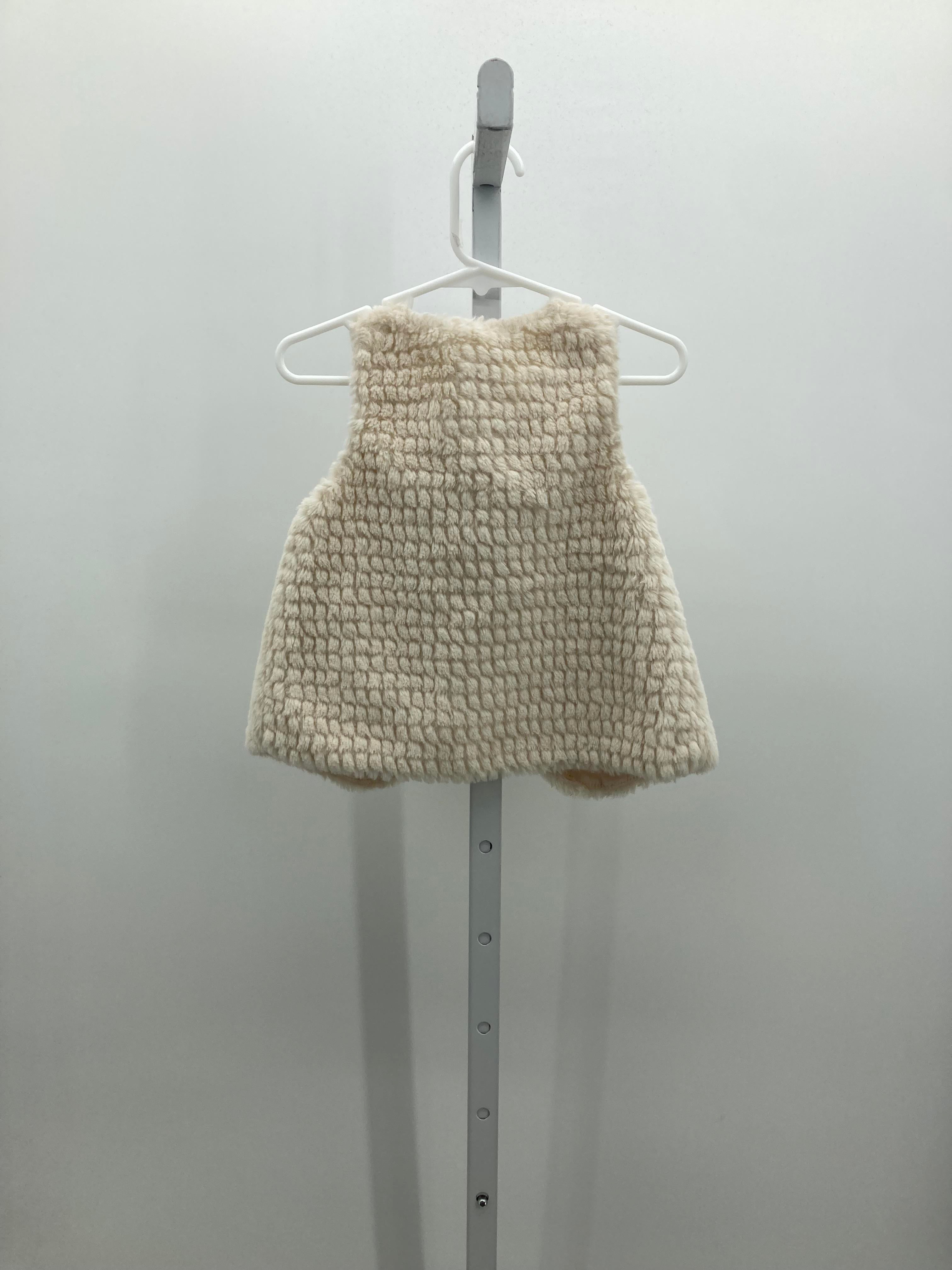 Tahari Size 24 Months Girls Vest