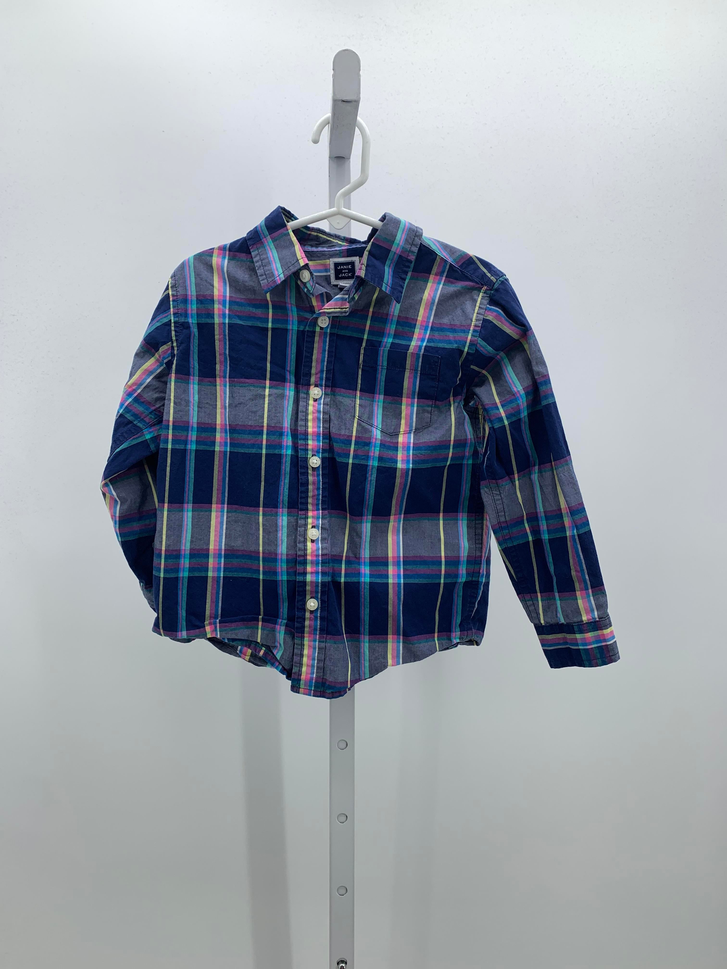 PLAID BTN DOWN