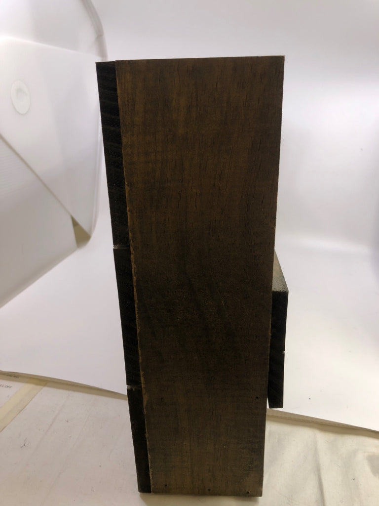 GREY WINE BOTTLE/GLASS WALL HANGING HOLDER.