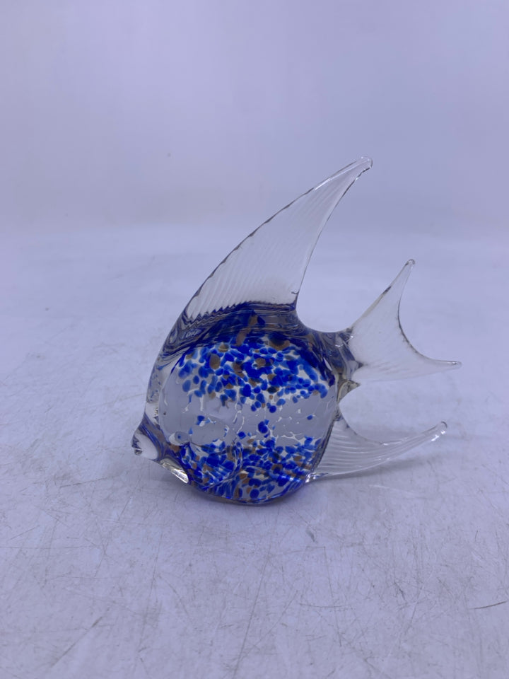 BLOWN GLASS FISH W/ WHITE/BLUE DOTS.