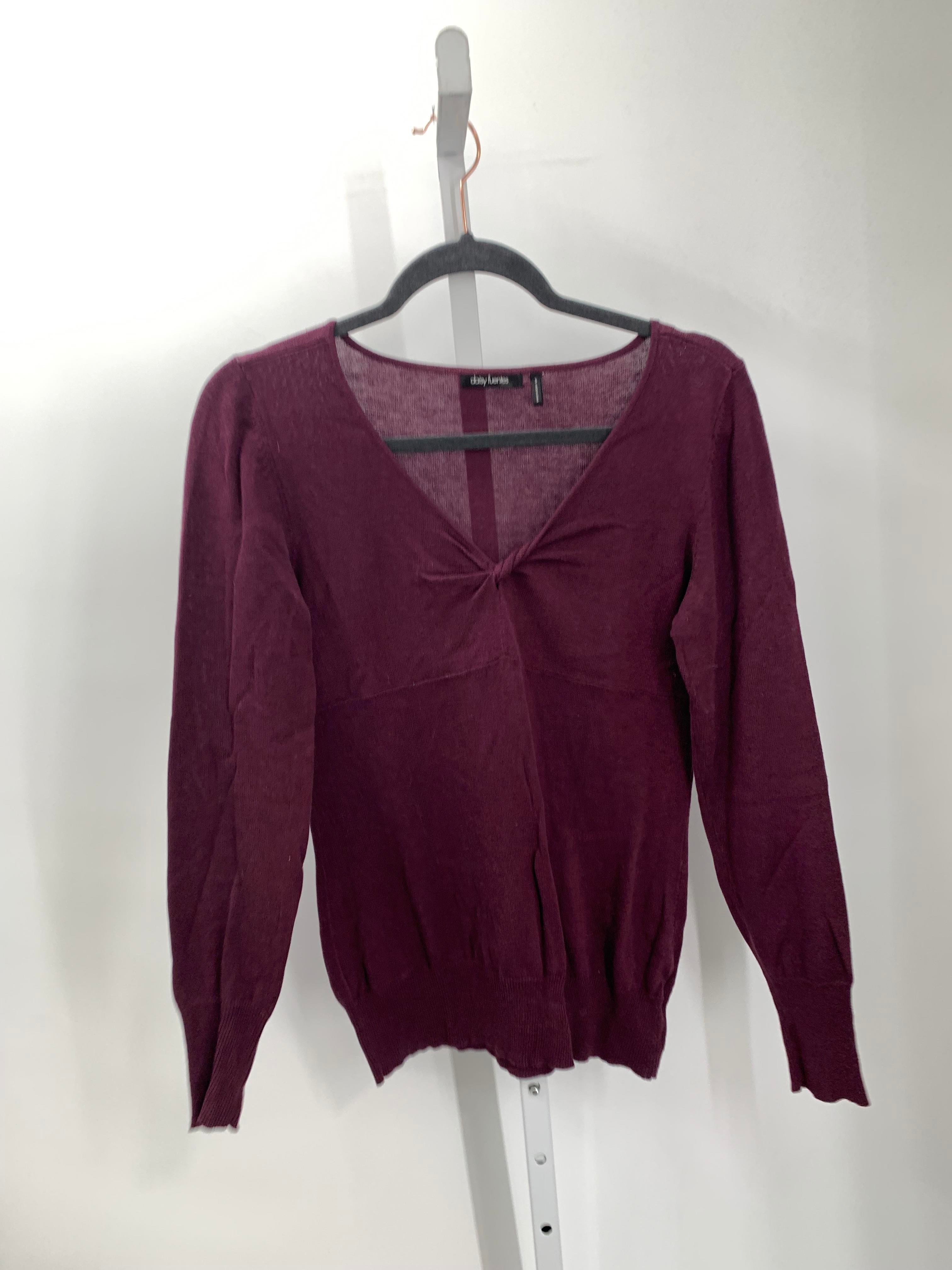 Daisy Fuentes Size Small Misses Long Slv Sweater