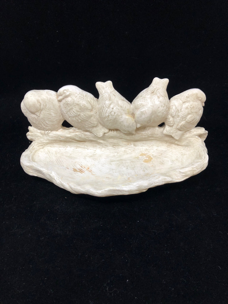 WHITE RESIN WALL BIRD FEEDER/BATH.