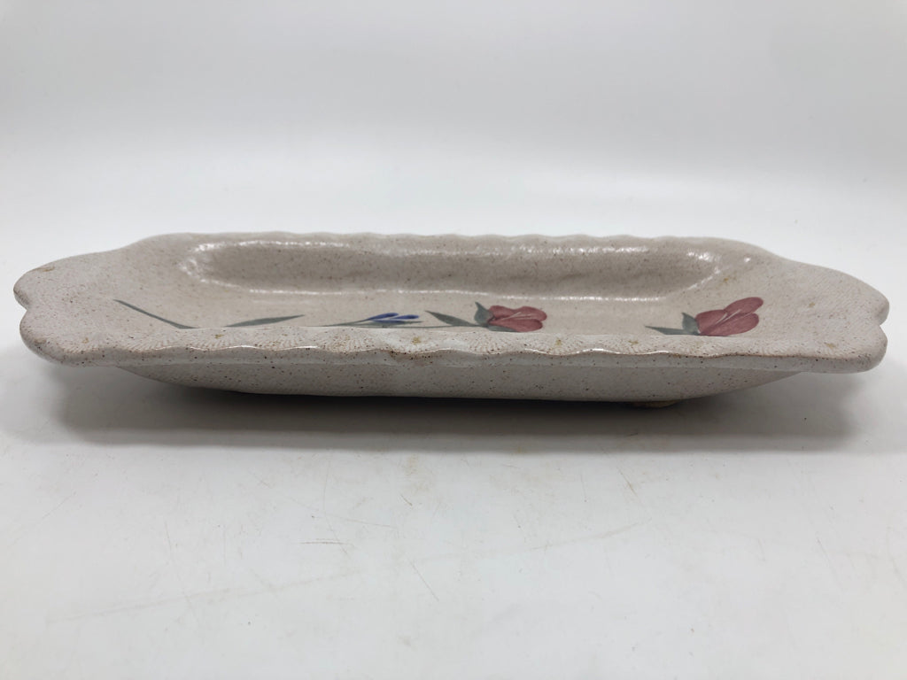 RECTANGLE SPECKLE TRAY W/PINK FLOWERS.