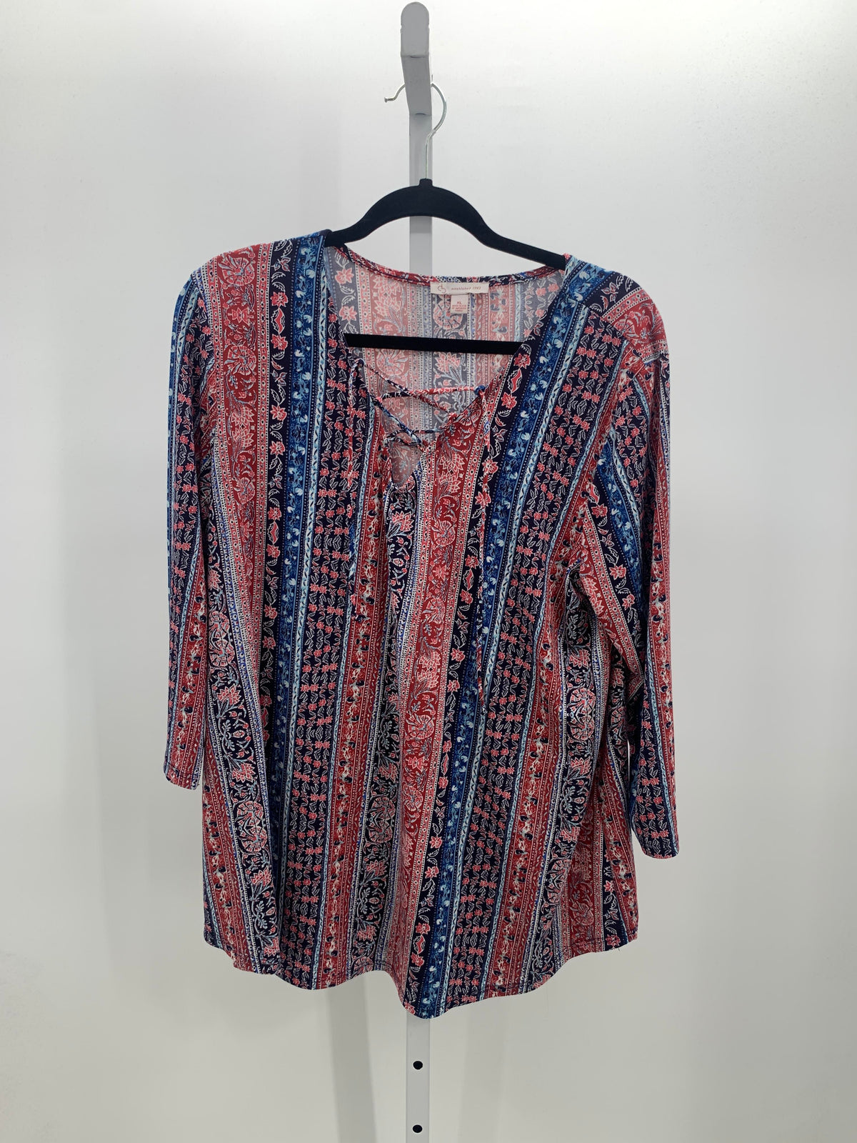 db Size Extra Large Misses 3/4 Sleeve Shirt