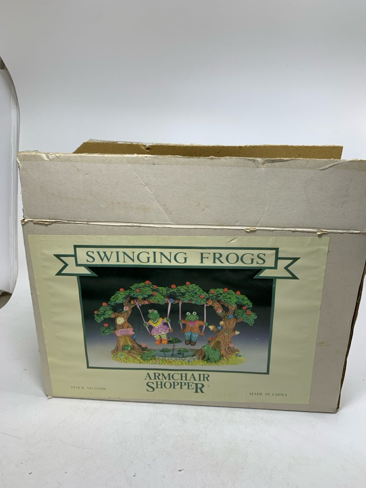 IN BOX 2 FROGS SWINGING FROM TREE RESIN.