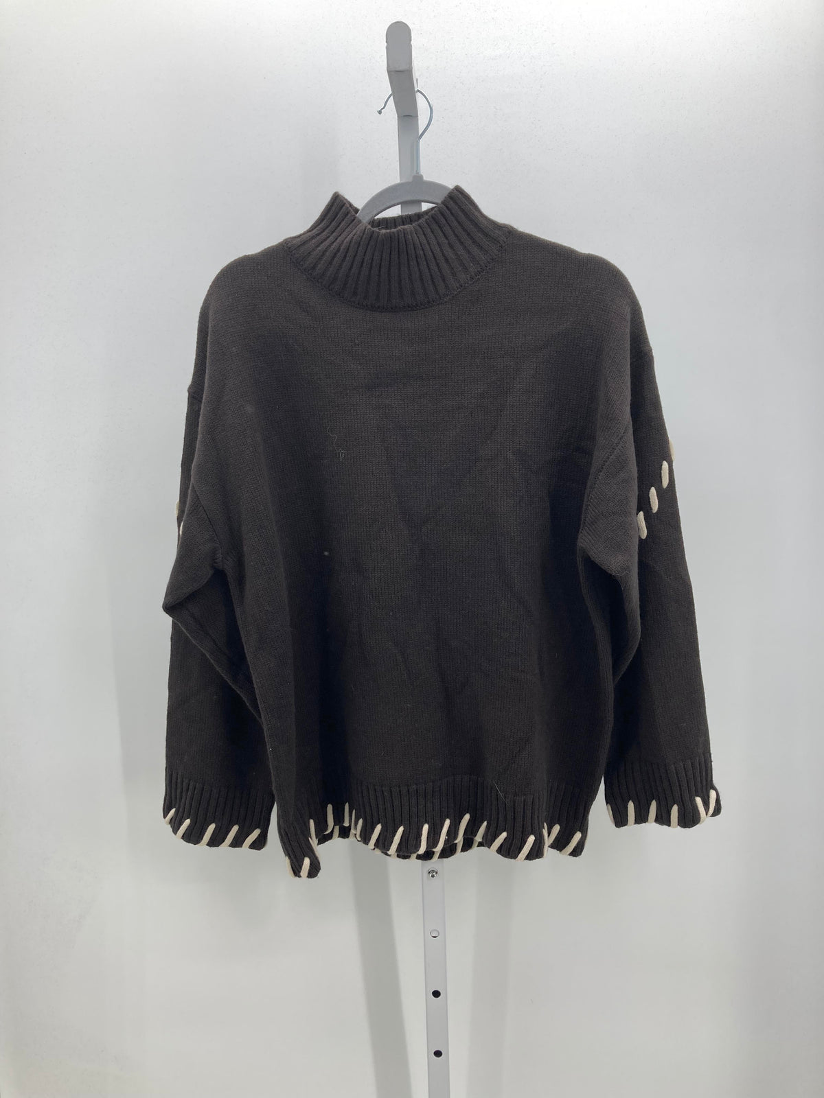 Size Small Juniors Long Sleeve Sweater