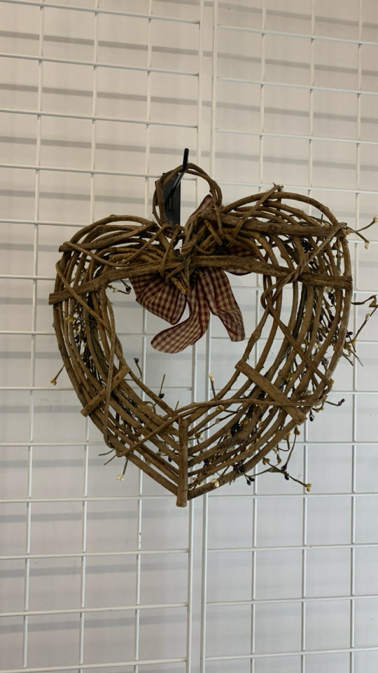 HEART SHAPED WREATH W/PLAID BOW+COLORED PIP.