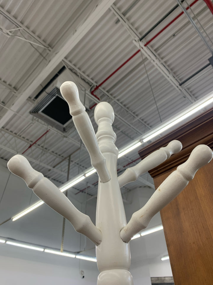 WHITE WOOD COAT RACK.