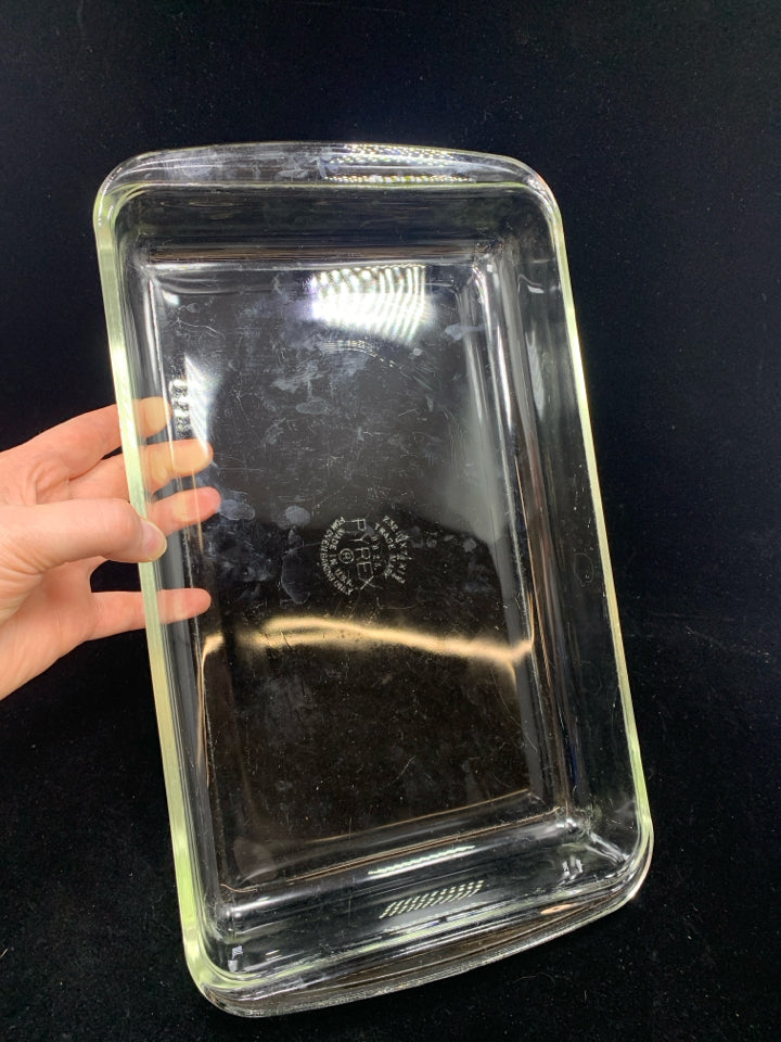 PYREX GLASS BAKING DISH.