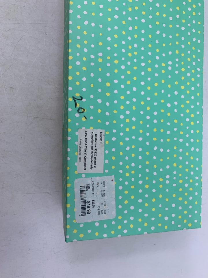 NIB 12 EASTER EGGS DECOR RAE DUNN.