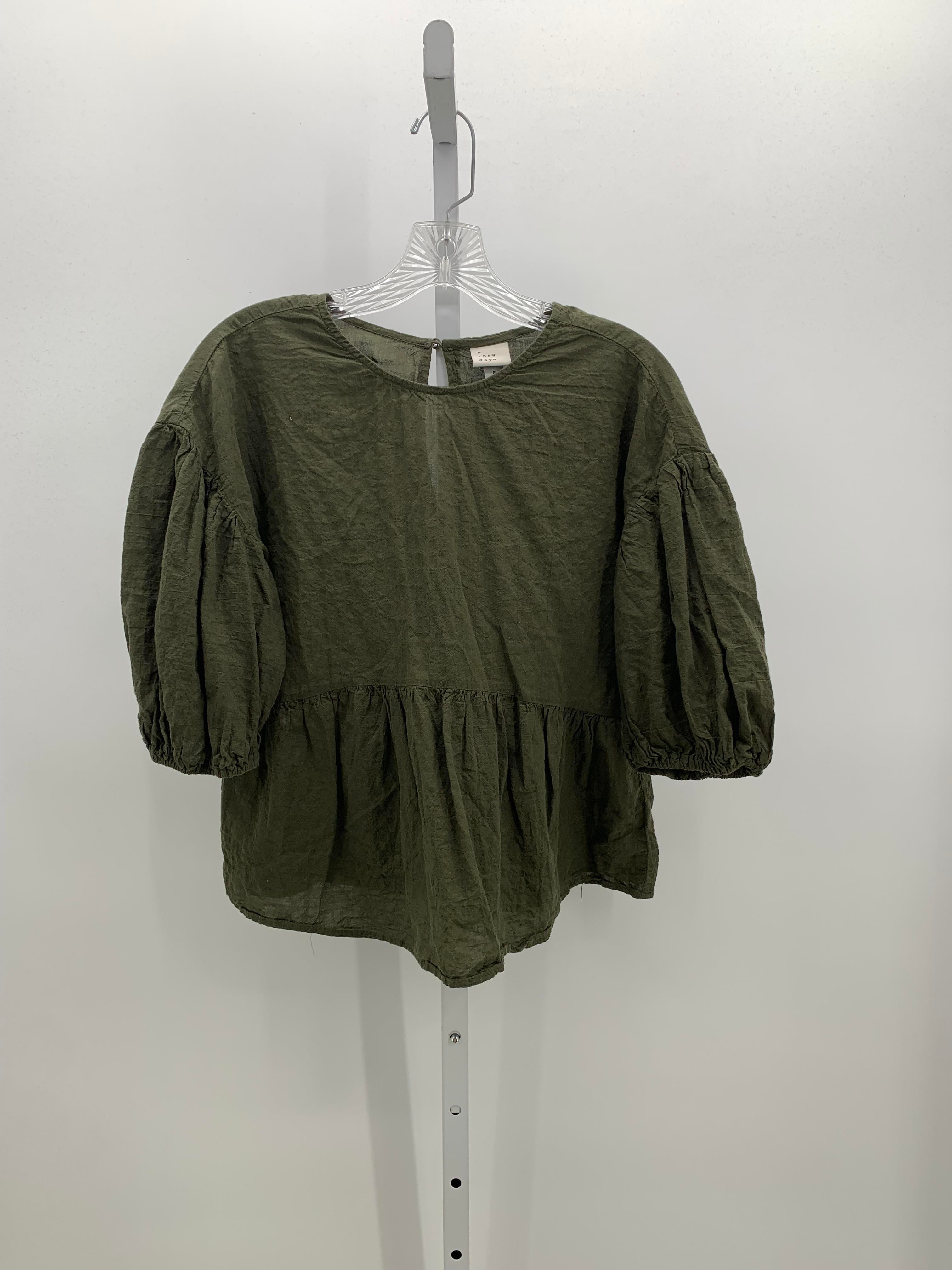 A New Day Size Small Misses Short Sleeve Shirt