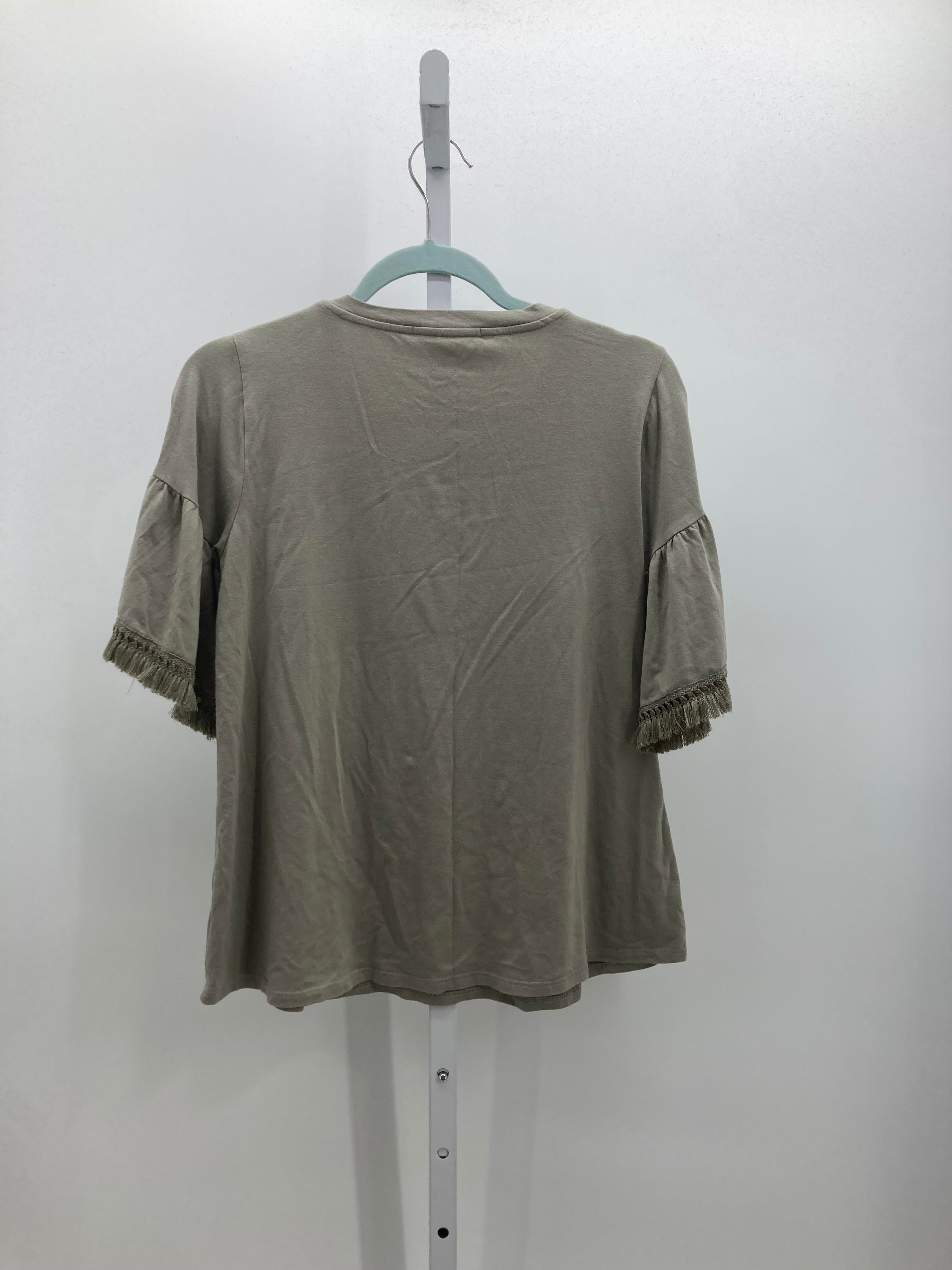 Size X Small Misses Short Sleeve Shirt