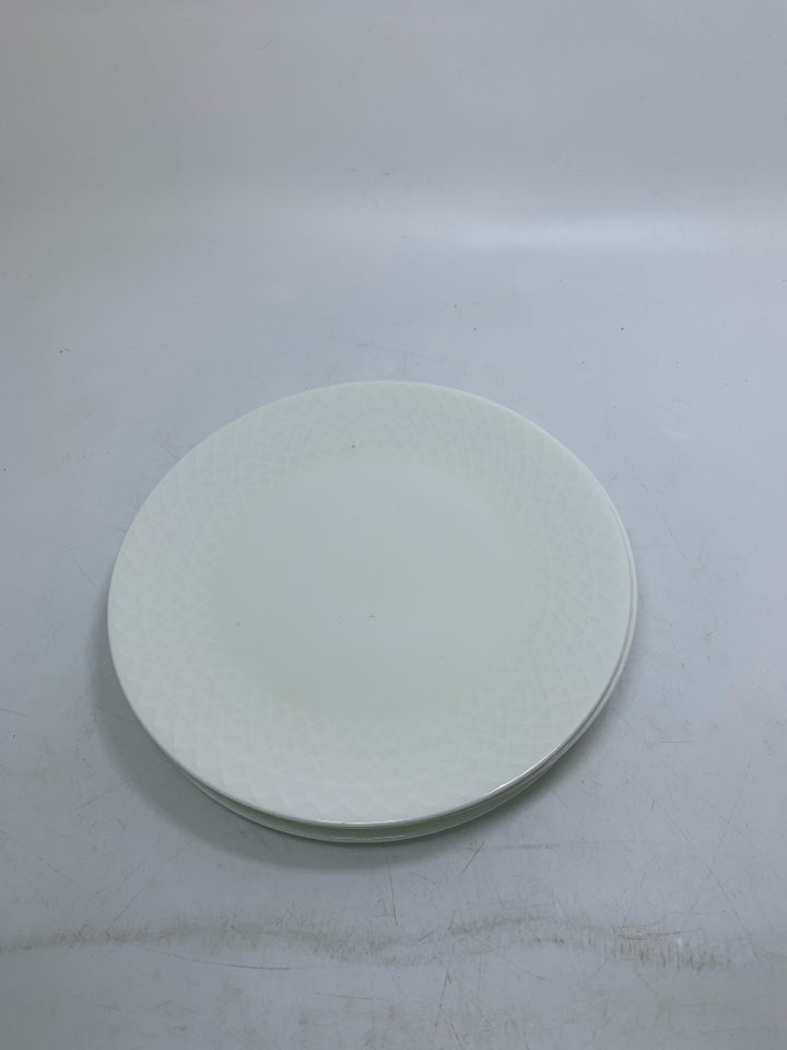4 TEXTURED EDGE JENNA PLATES.