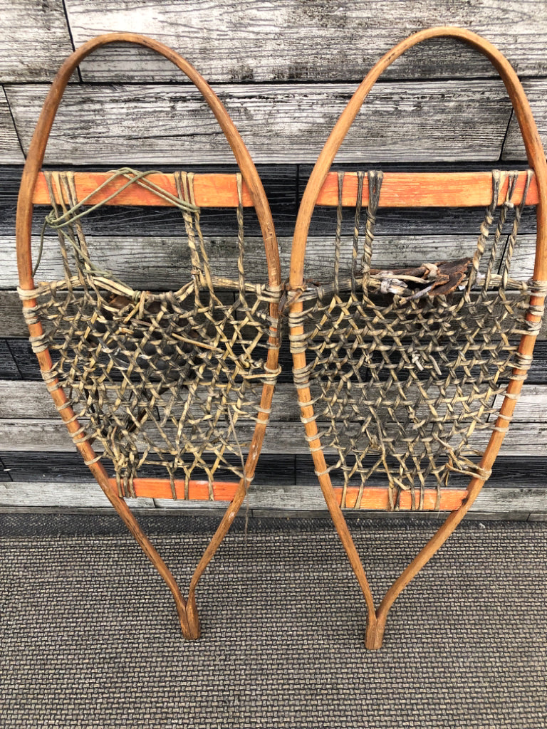 2PC VTG HAND-CRAFTED WOODEN SNOWSHOES.