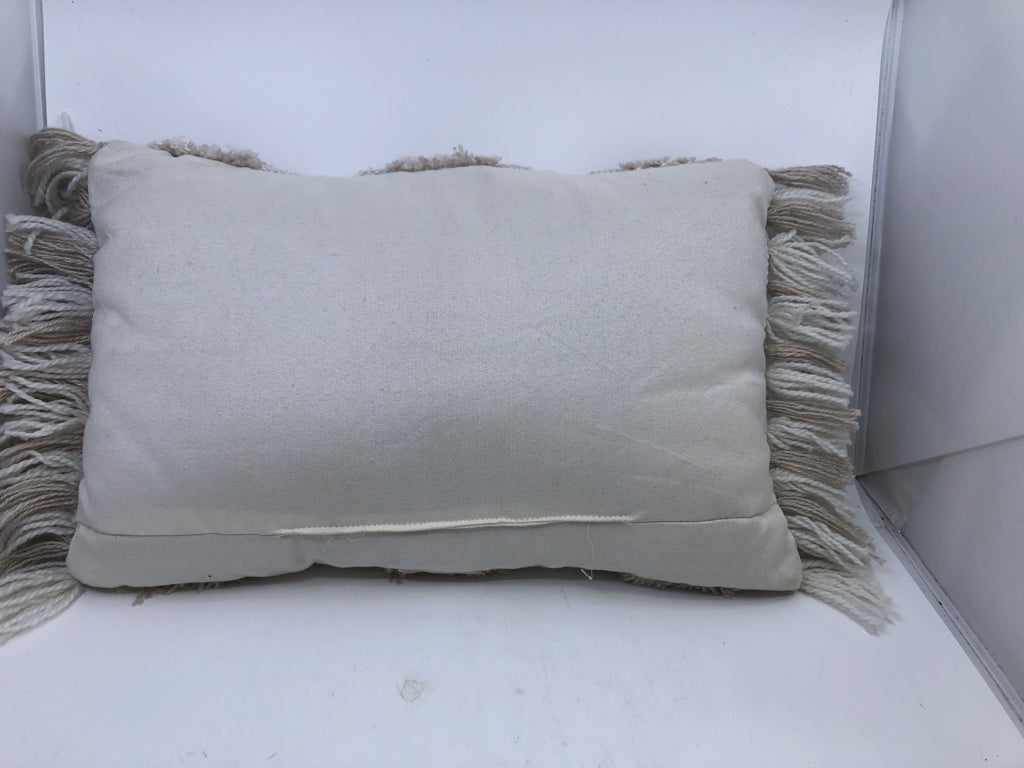 RECTANGLE TAN AND CREAM PILLOW W/FRINGE.