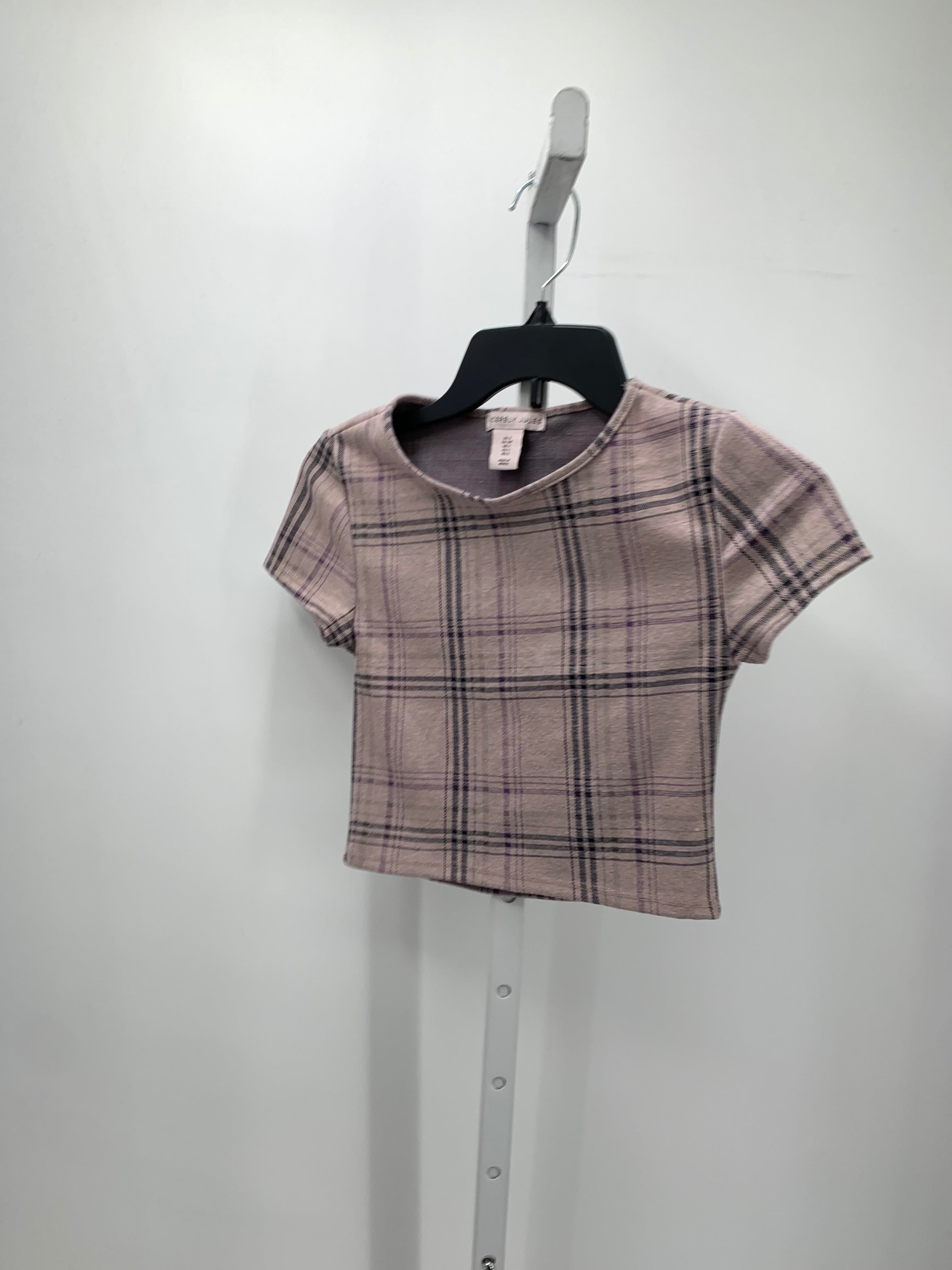 Size Small Juniors Short Sleeve Shirt