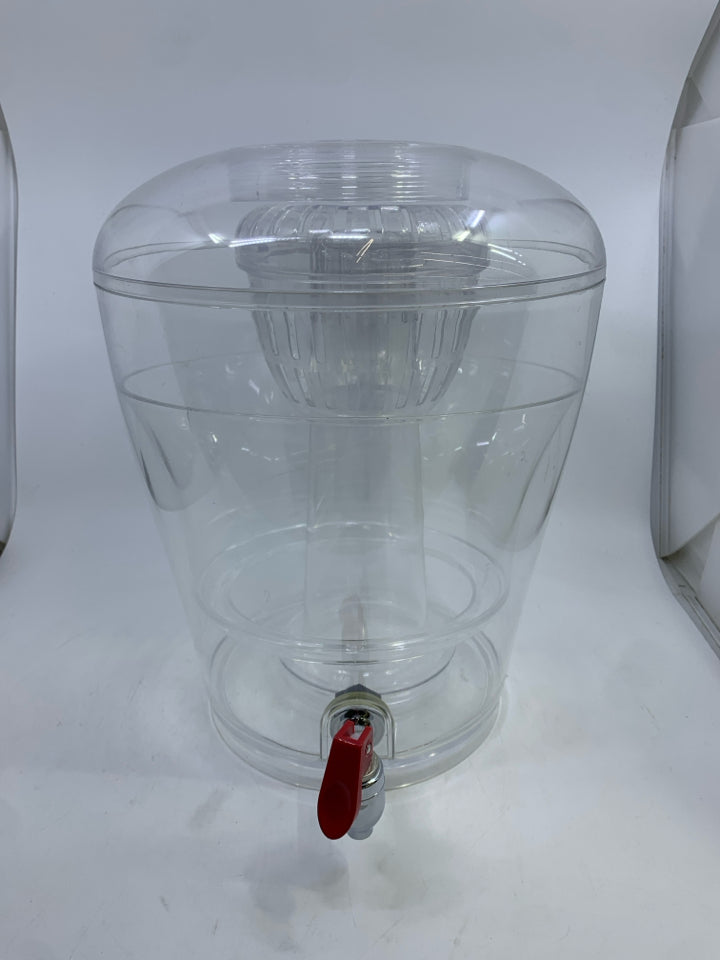 PLASTIC ROUND DRINK DISPENSER W/ ICE HOLDER.