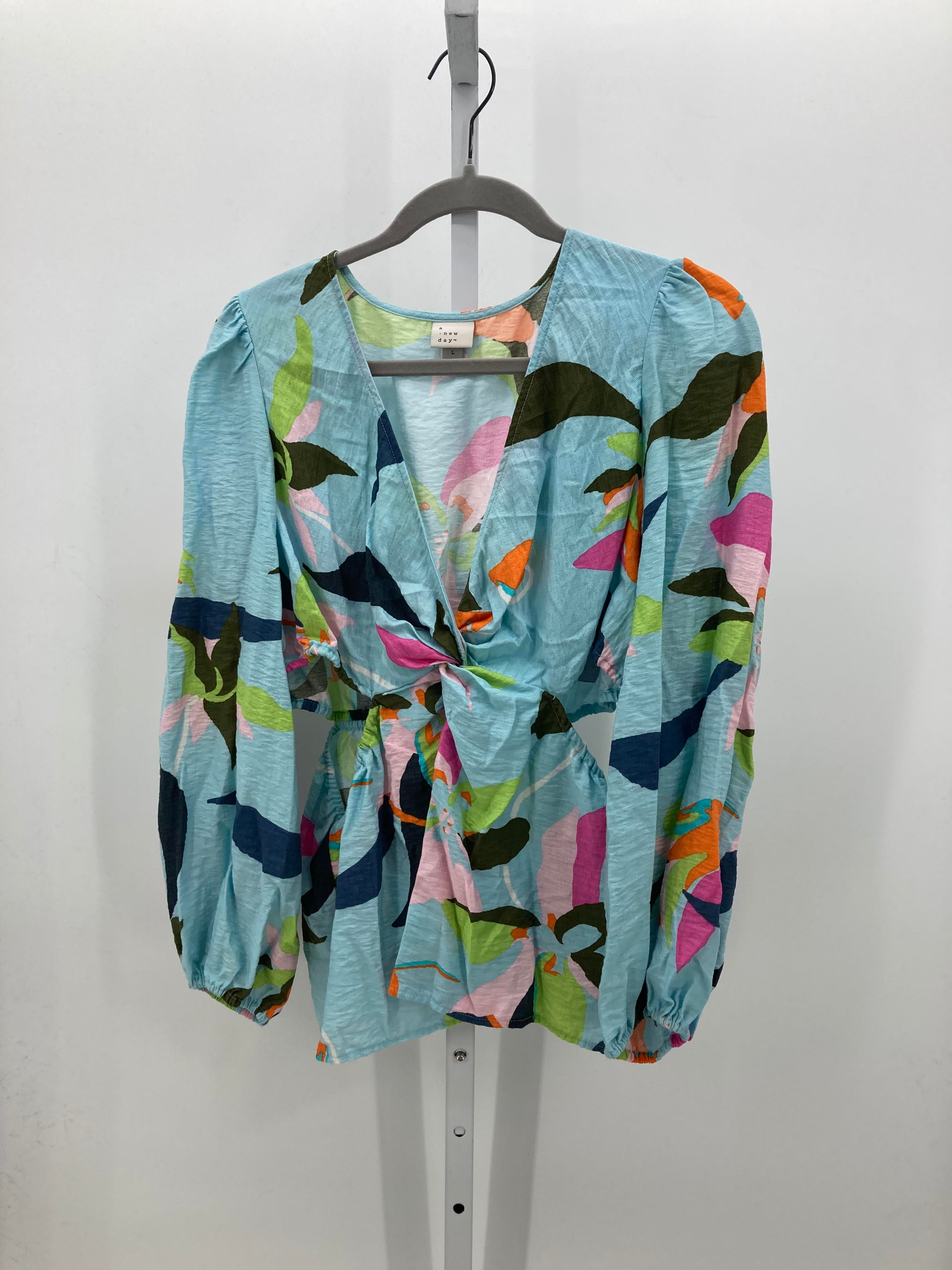 A New Day Size Large Misses Long Sleeve Shirt