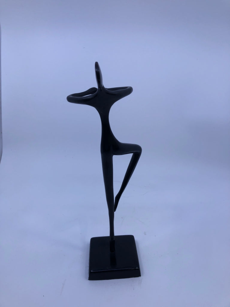 DANCING LADY SHELF DECOR, HEAVY METAL.