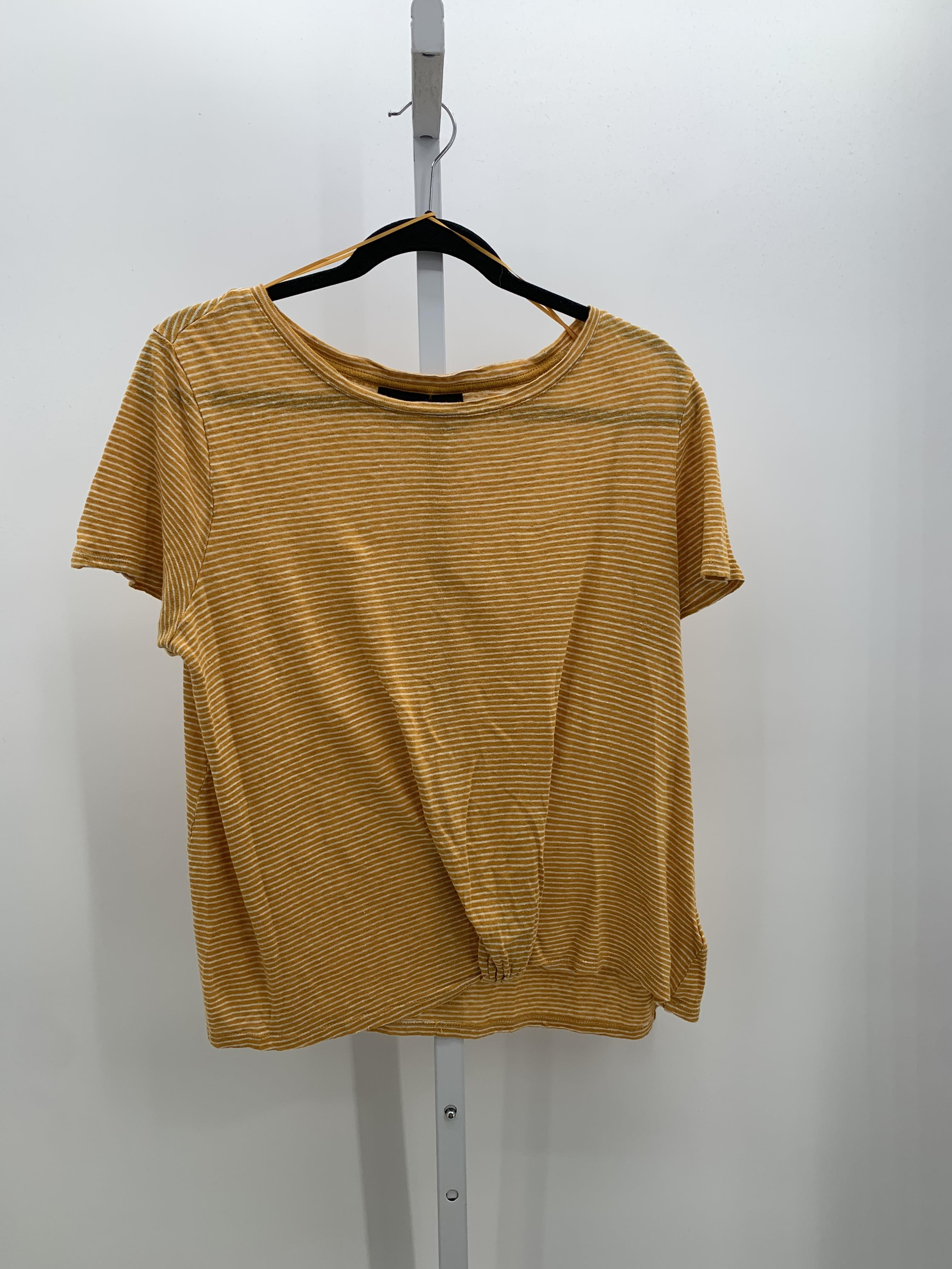 Tahari Size Large Misses Short Sleeve Shirt