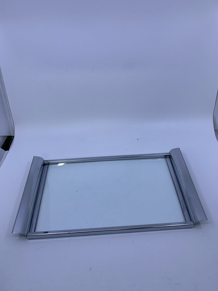 SILVER METAL RIM/HANDLES W/ GLASS INSERT TRAY.